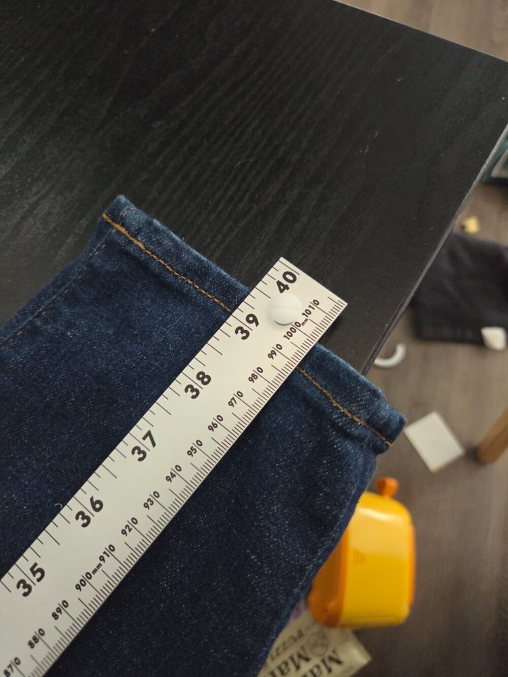 Jeans - Picture 4 of 6